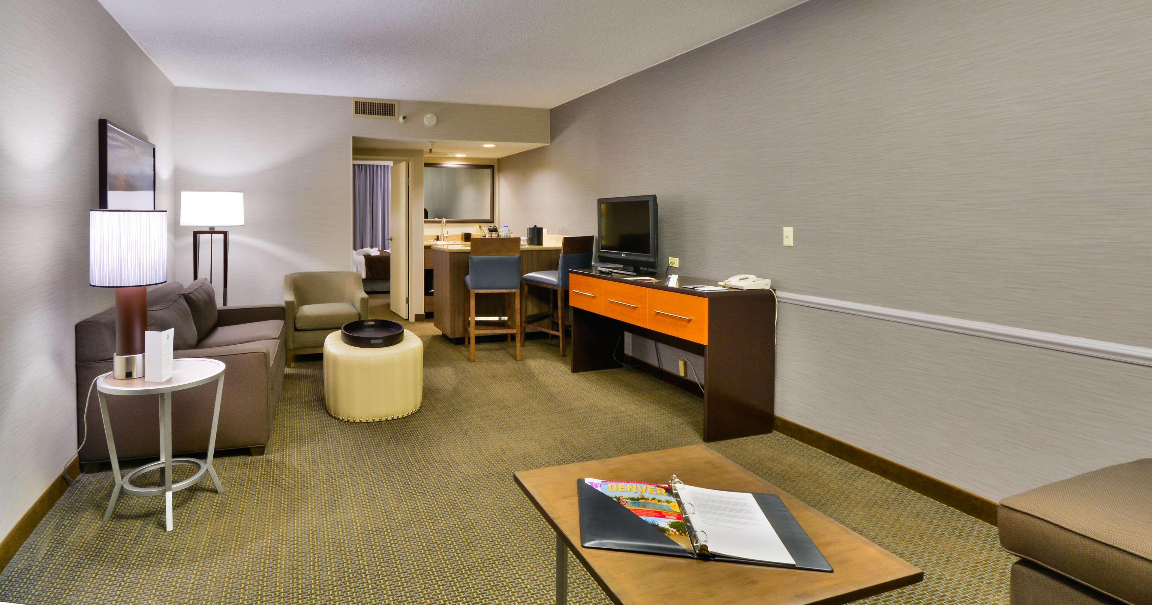 Embassy Suites By Hilton Denver Central Park Cameră foto