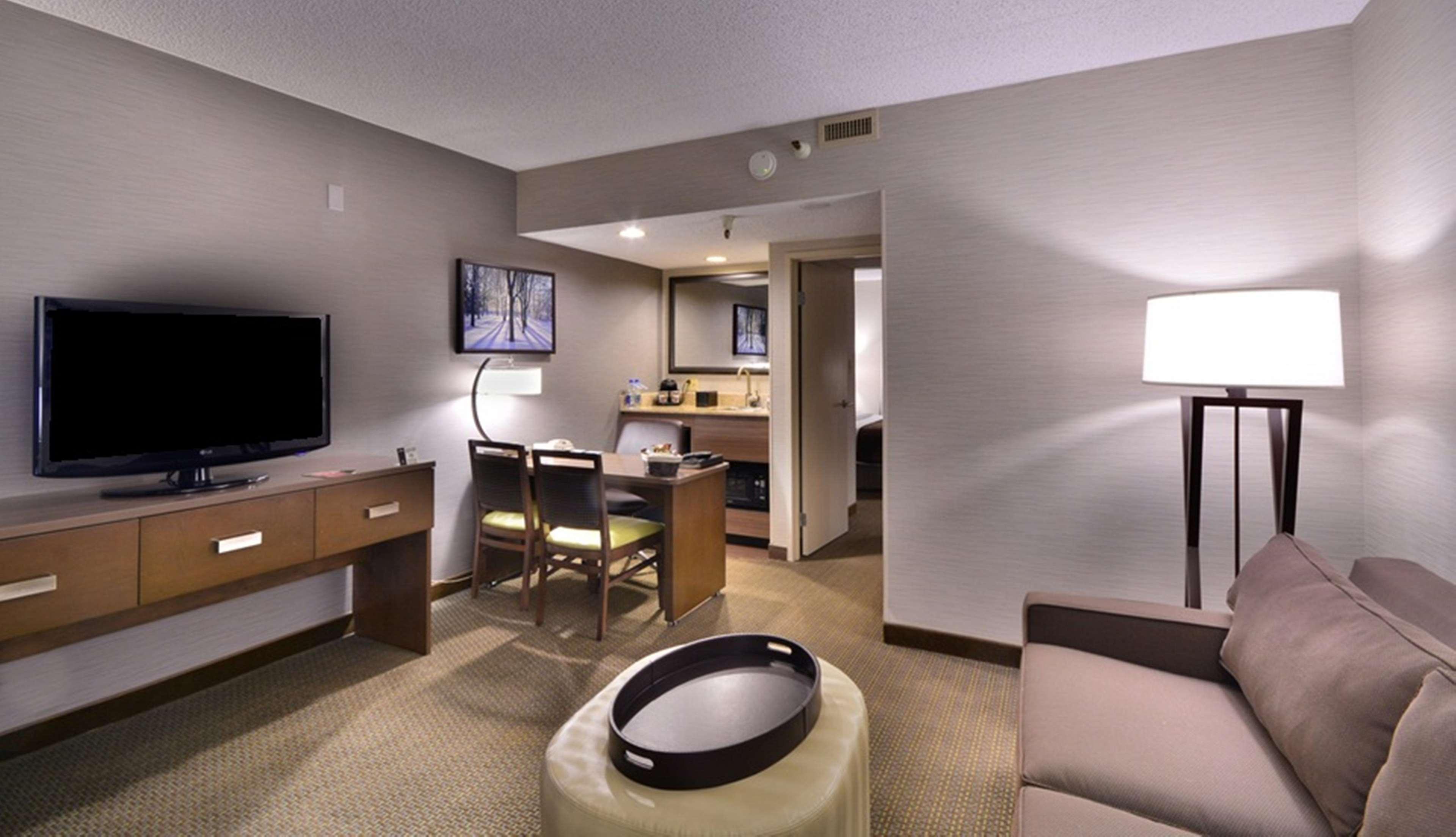 Embassy Suites By Hilton Denver Central Park Cameră foto