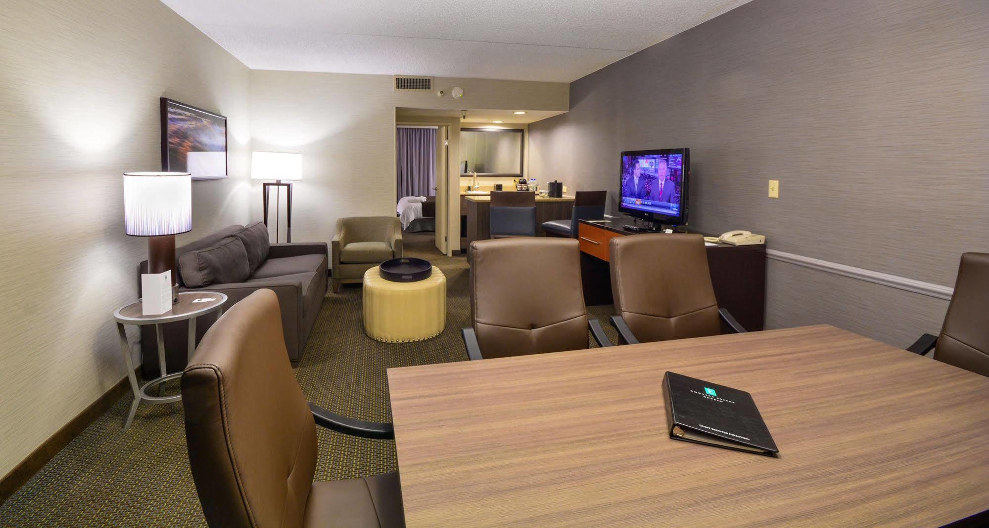 Embassy Suites By Hilton Denver Central Park Cameră foto